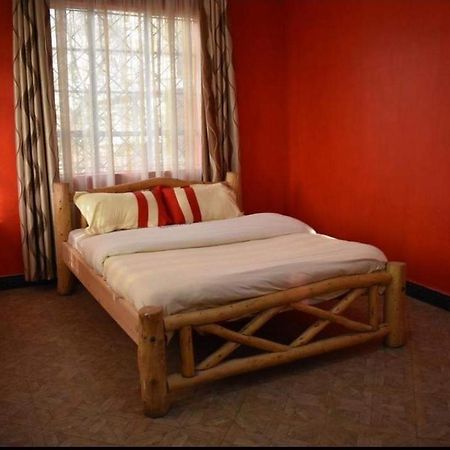 Buens Lugar Hotel Nanyuki Exterior photo